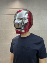 Load image into Gallery viewer, Iron Man Helmet Automatic Remote Control